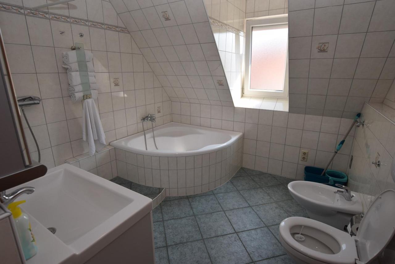 Apartment Stuttgart Suedheim Estugarda Exterior foto